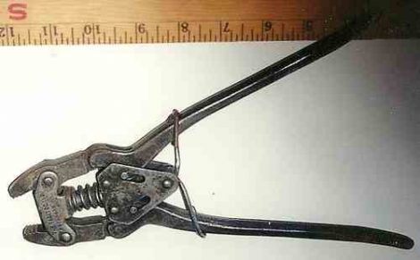February 2013 Mystery Tools D and E Image